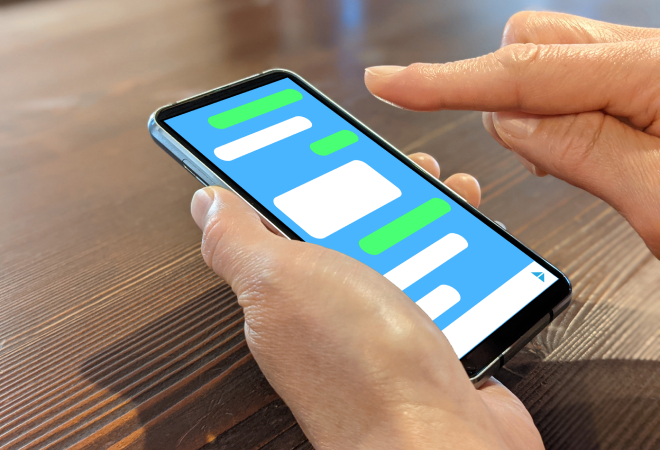 トーク履歴を開いているスマホ画面。