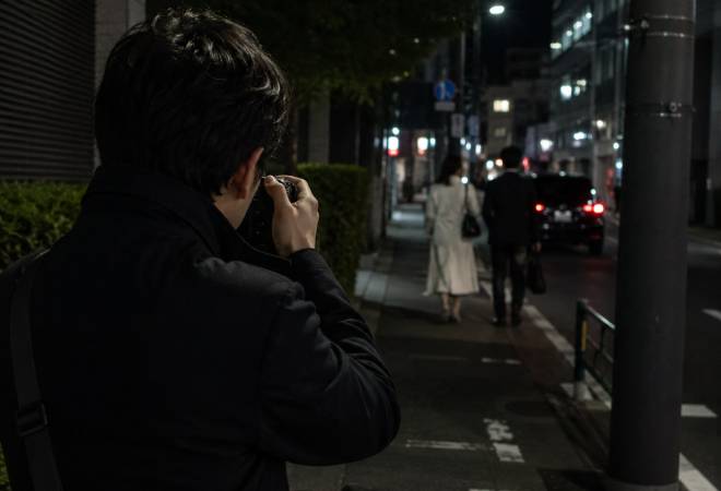調査の実施と調査報告。